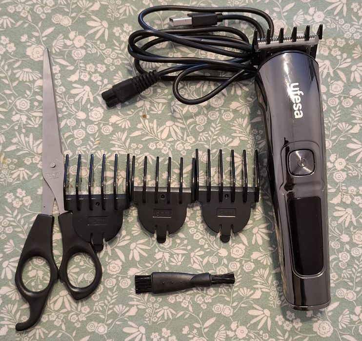 Aparador barba / cabelo Ufesa MB6000