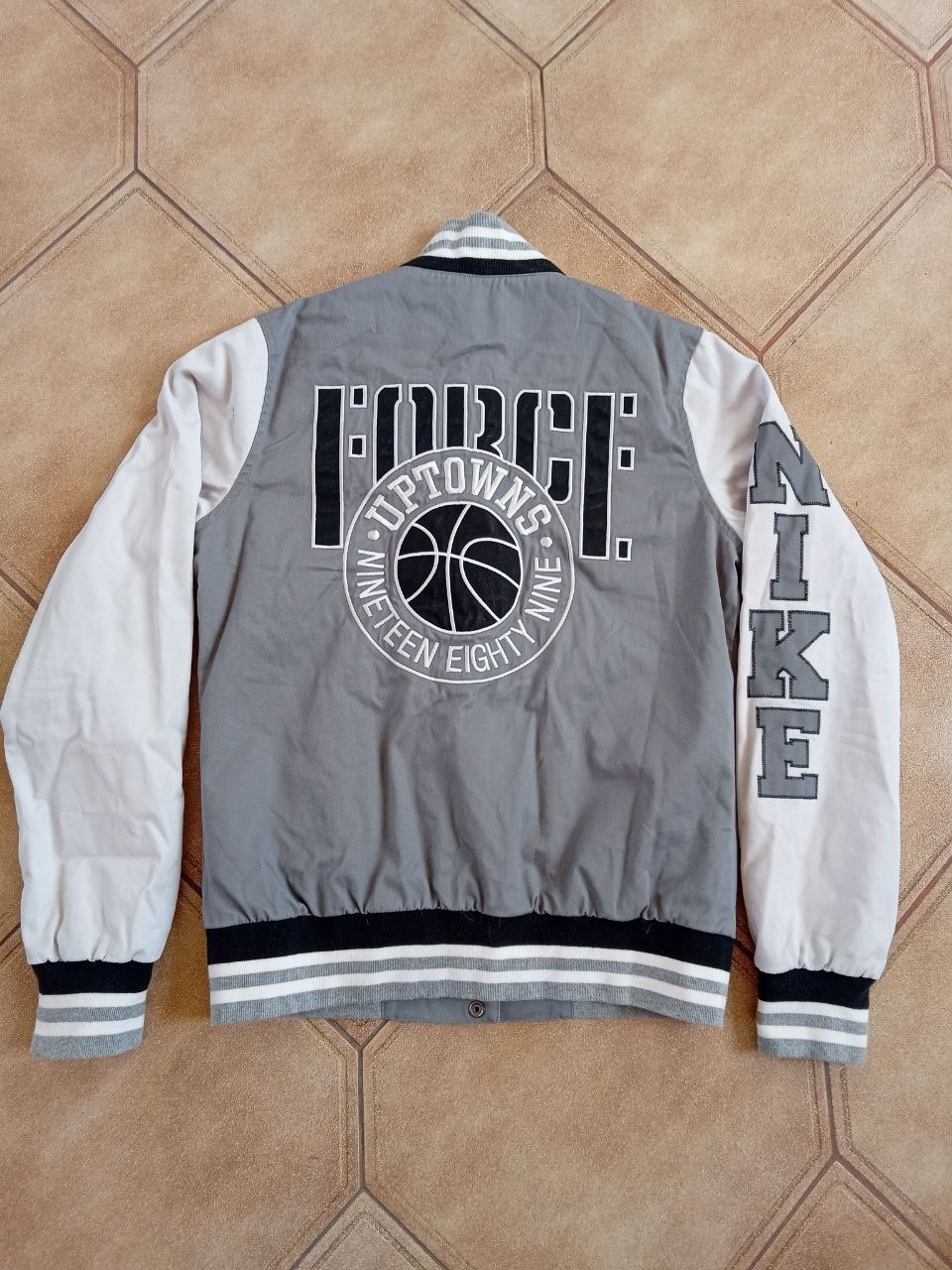 Nike Bomber Lite Force