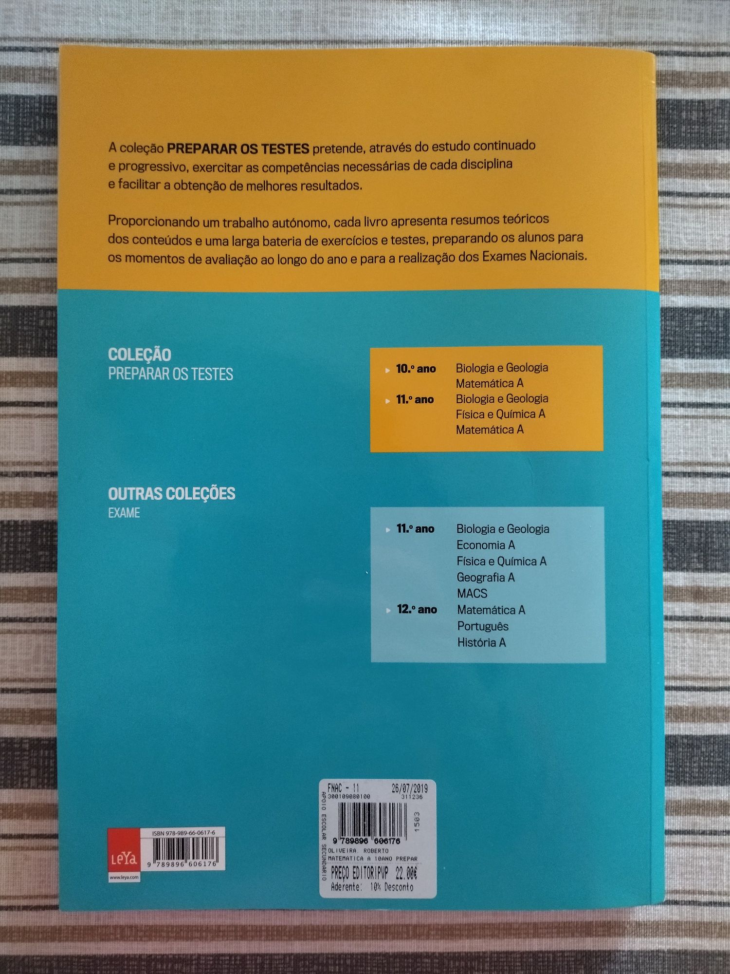 Livro de exercícios de Matemática A 10 ano - LeYa