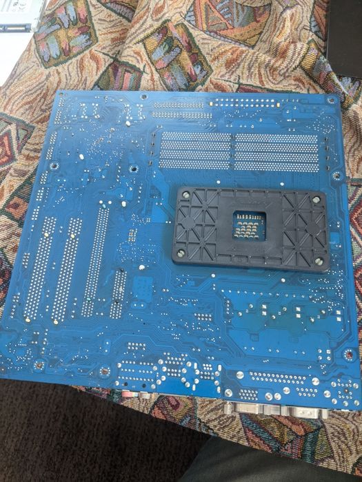 Продам материнка gigabyte ga-ma69vm-s2