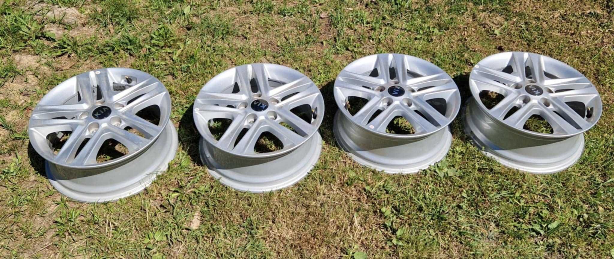 Sprzedam felgi  roz. 16, rozstaw śrub 5X114,3