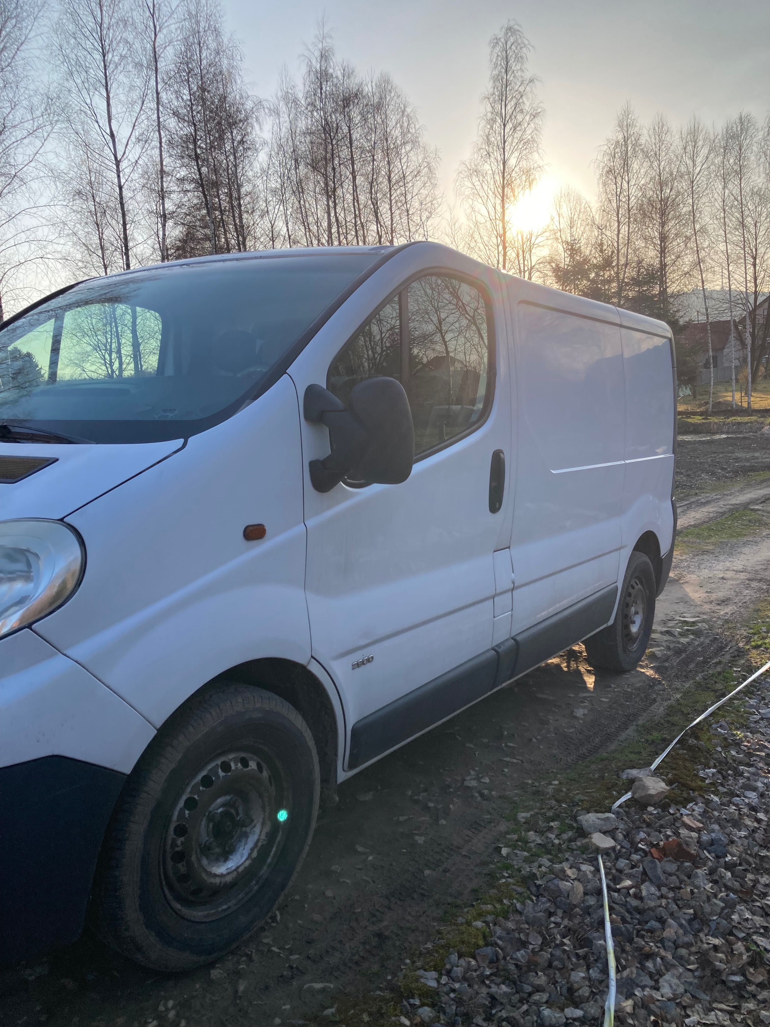 Opel Vivaro 2,5 Cdti