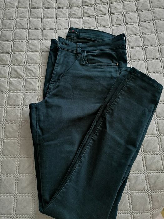 Sprzedam spodnie damskie firmy diverse w rozmiarze M