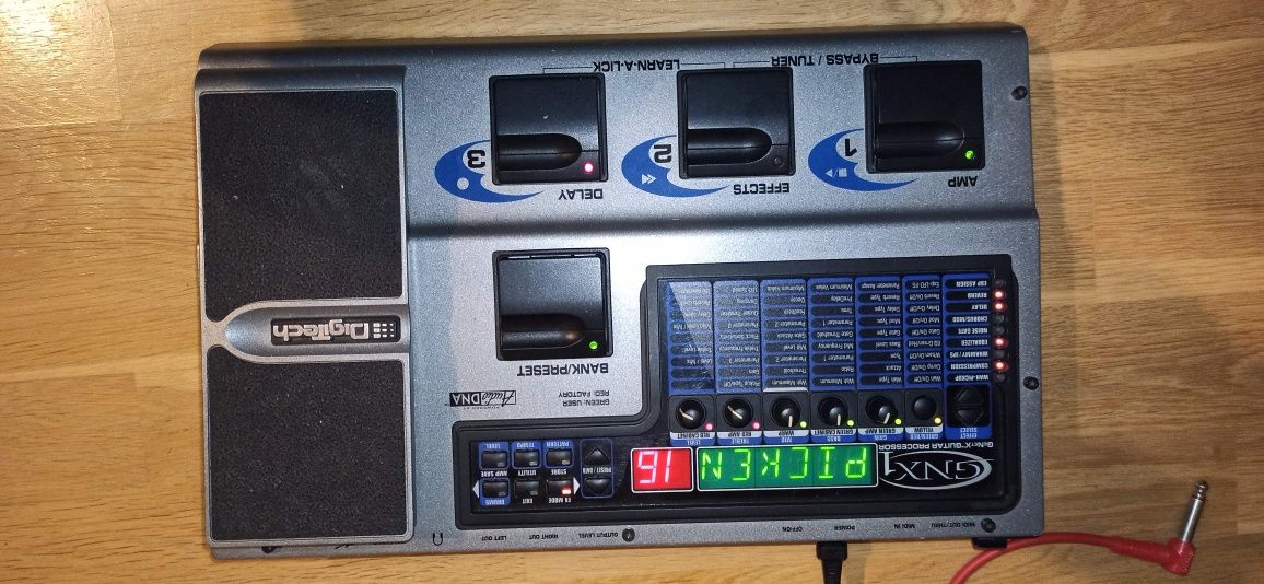 Multiefekt DigiTech GNX1