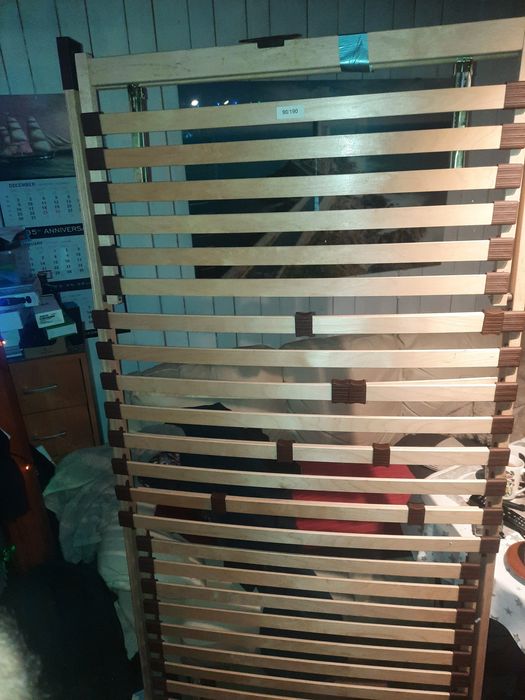 Stelaż łóżka z regulacją kąta nachylenia 90 x 190 cm