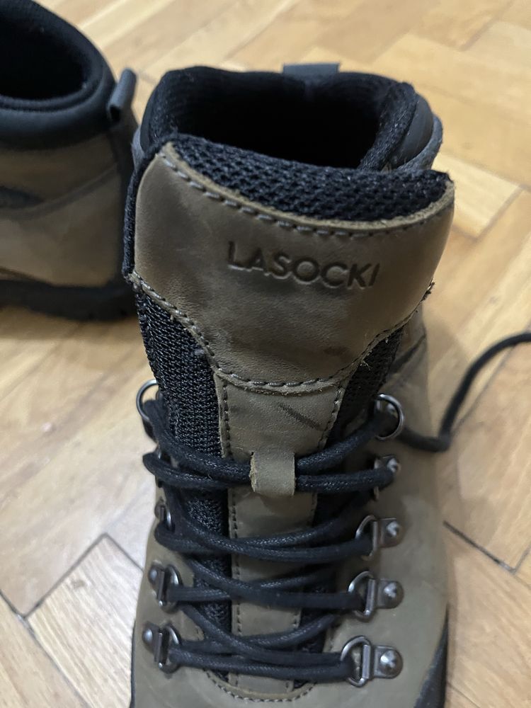 Buty Lasocki jesienne w rozmiarze 43