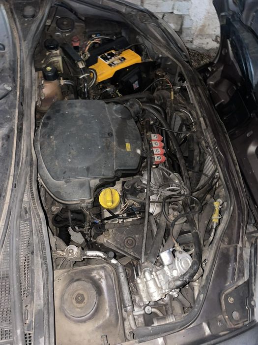 Продам Рено Кенго 2000г/в 1,4 газ-бенз.на ходу 1050 $