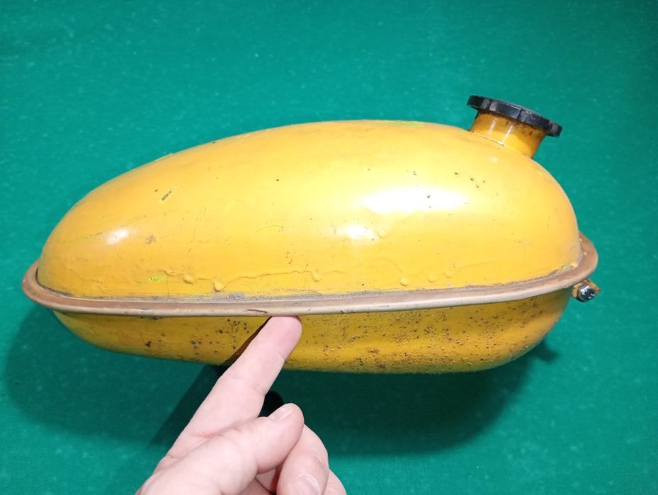 Zbiornik komar zakręcany korek bak motorynka Romet ogar