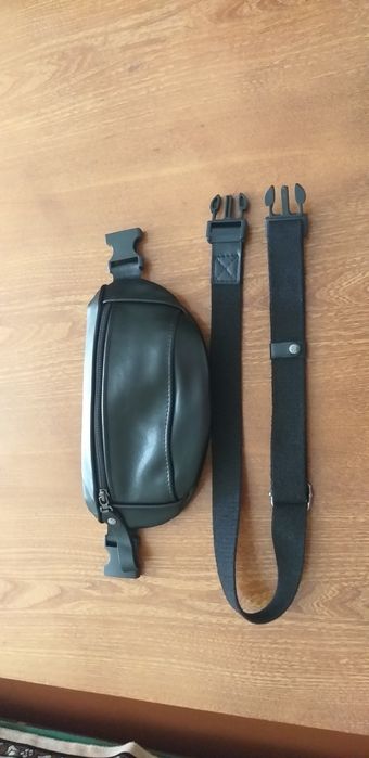 Сумка "БананкА" з натуральної шкіри.