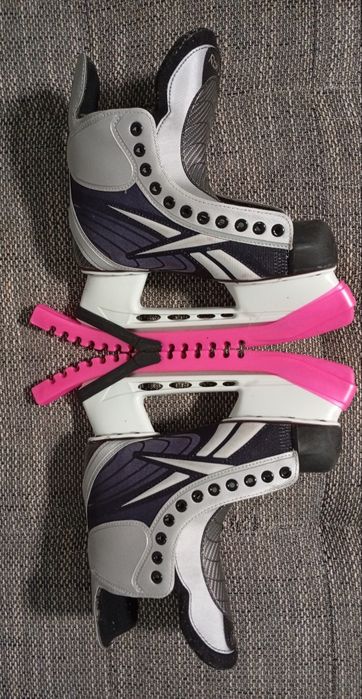 Хокейні ковзани для дорослих Reebok 1K Fitlite. Розмір 41, устілка 26