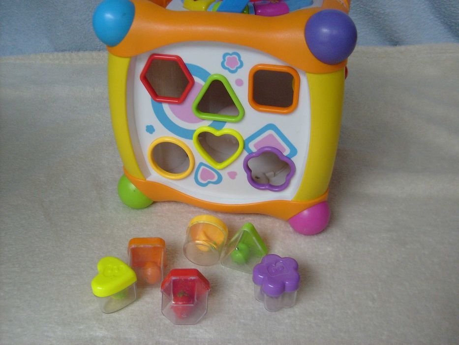 interaktywna kostka edukacyjna 18M+ MAGIC CUBE BOX