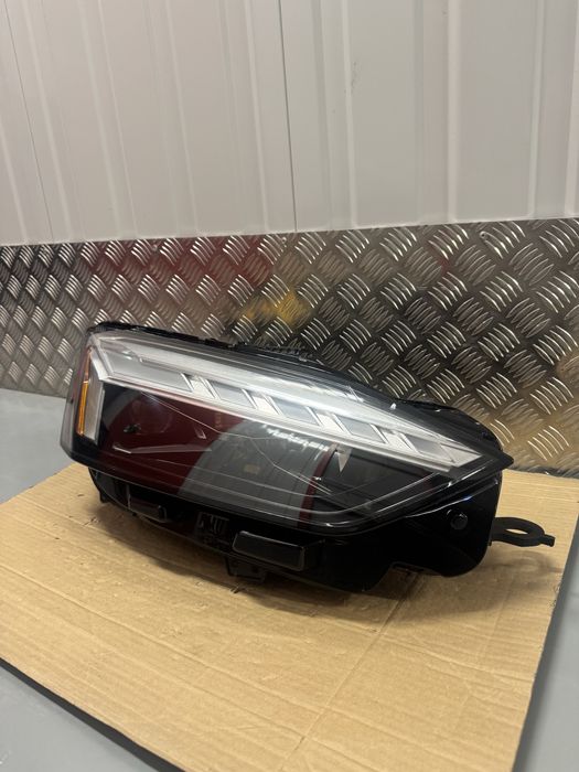 Prawa Lampa AUDI A5 S5 8W LASER LIFT Kompletna USA Reflektor Prawy