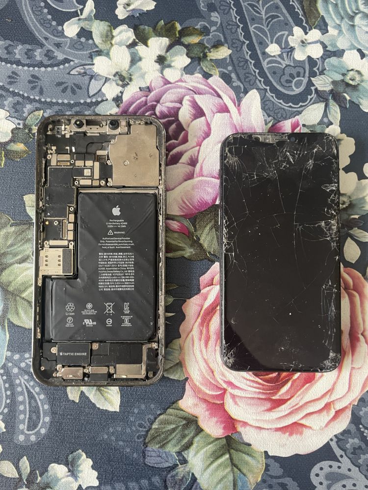 iPhone 12 Pro Max / iPhone 11 Pro