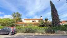 Excelente Moradia Com Terreno De 1000 M2 Em Caxias, Com Otima Localiza