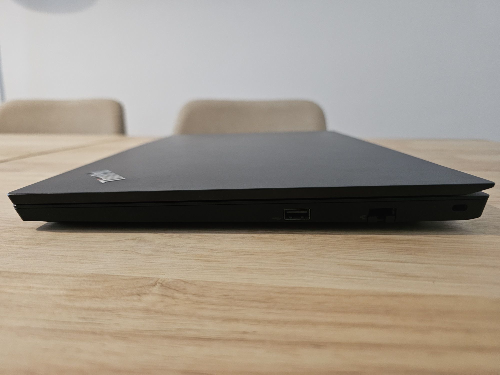 Lenovo ThinkPad E15 | 512GB SSD | 8GB RAM | i7-10510U