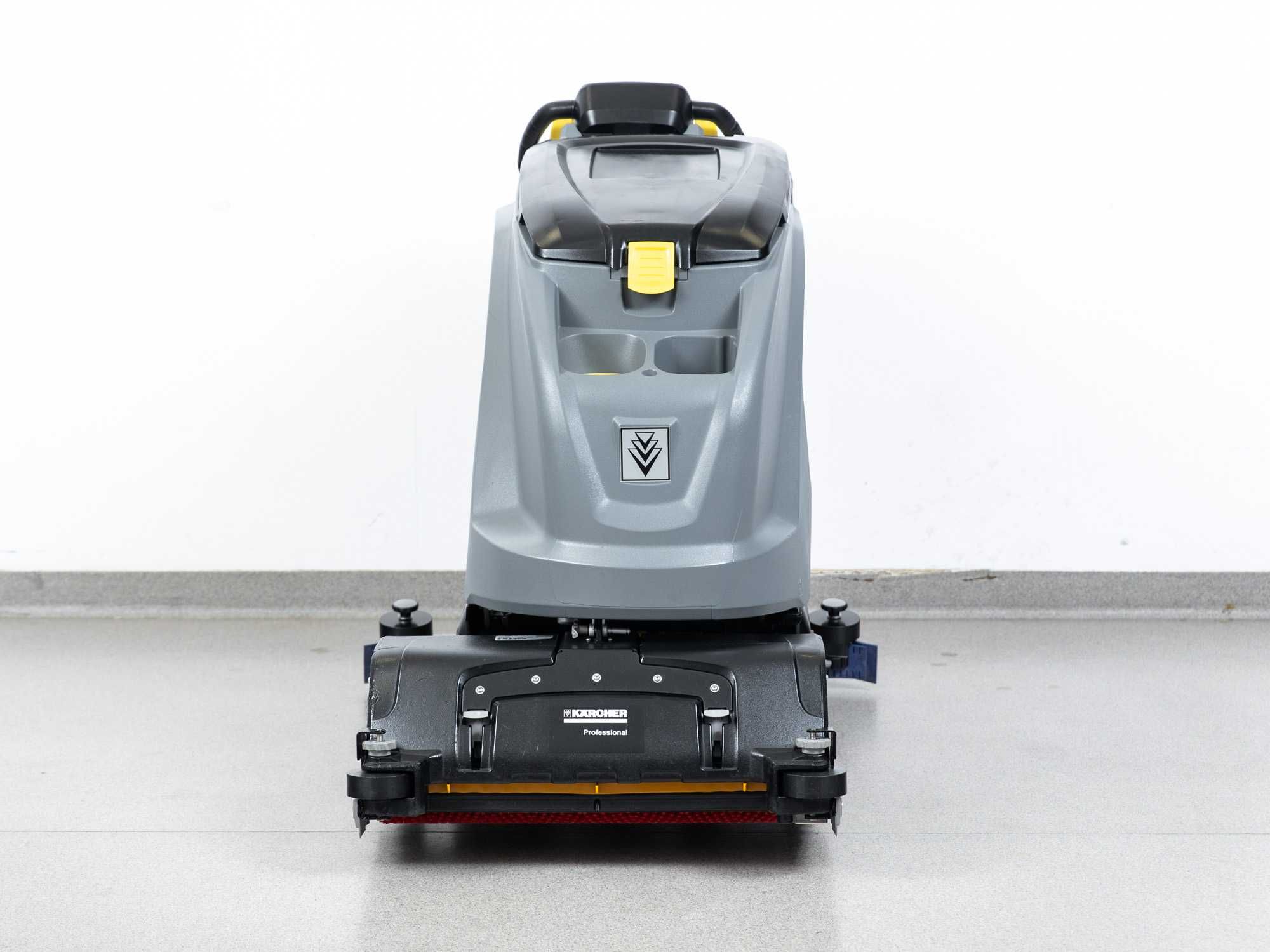 SZOROWARKA KARCHER B 60 W Bp R65 NOWE BATERIE 2016r 291mth 16000 netto