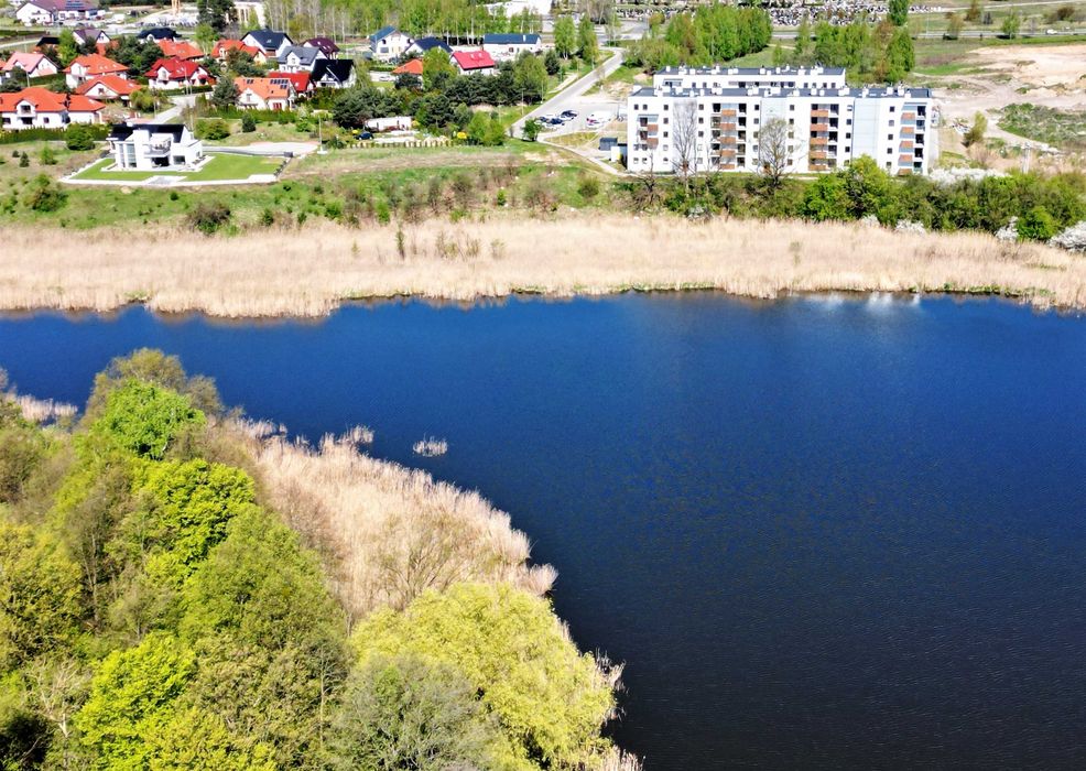 TOP VIEW - widok na jezioro, parking, TV55' plus Netflix, Disney, Max