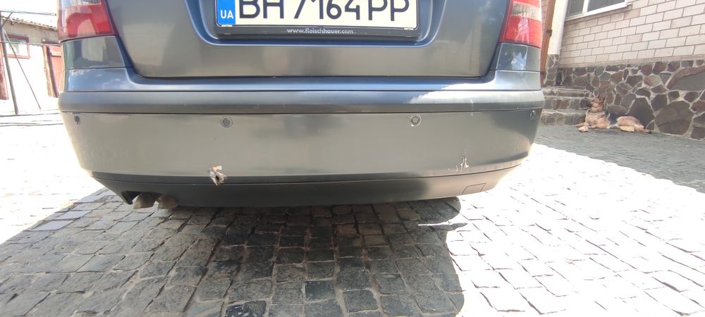 Автомобіль в гарному стані.