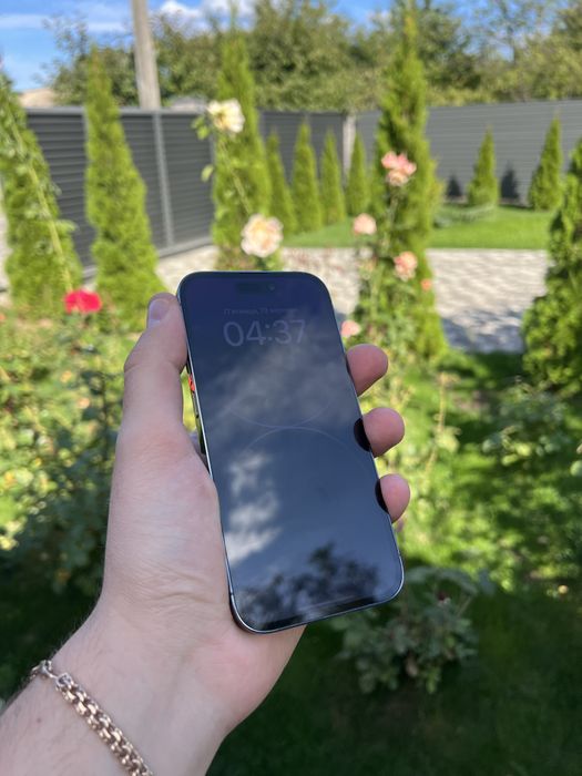 Iphone 14 pro чудовий стан, все працює OLX доставка