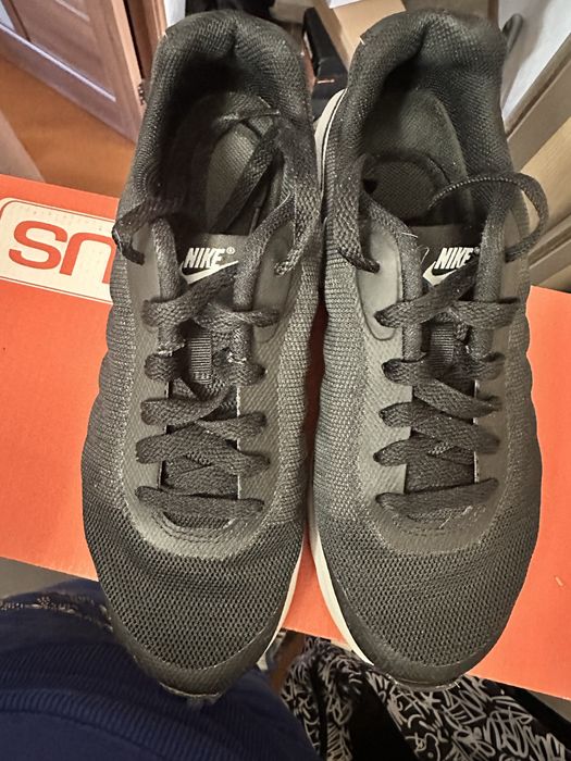 Продам кросівки Nike
