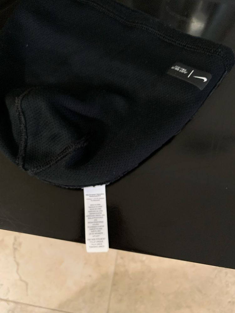 Продам шапку Nike Dri-Fit.