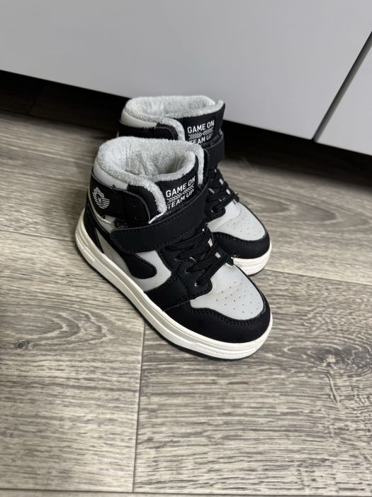 Зимові кросівки ботінки