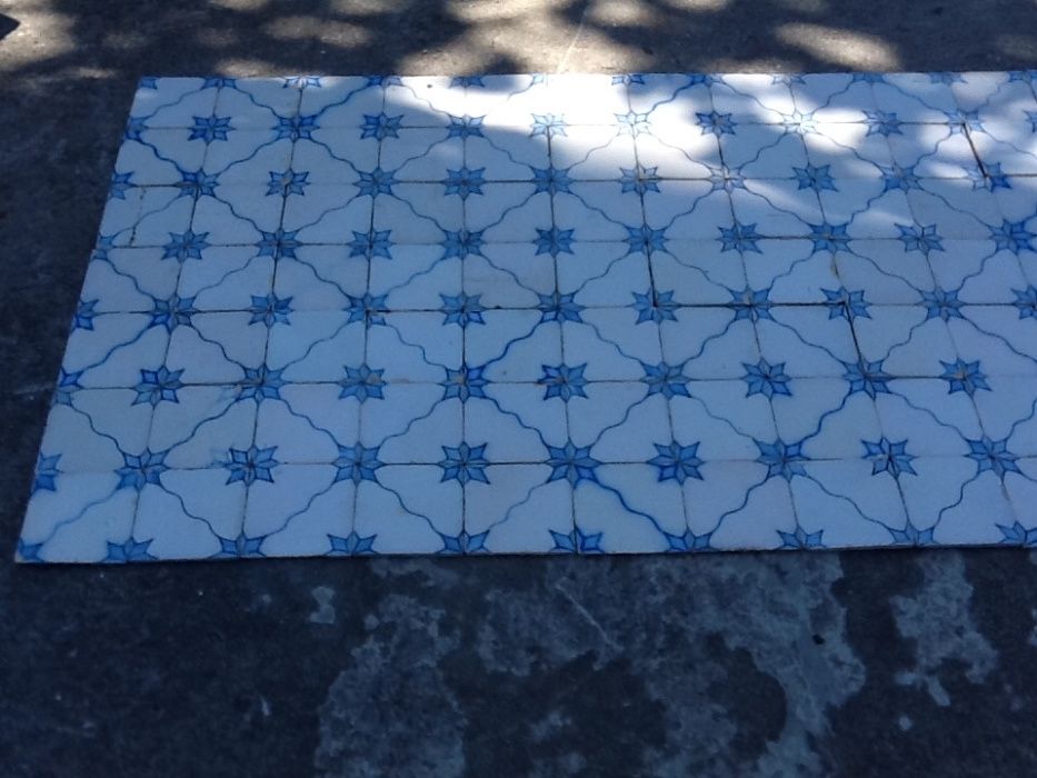 Painel de azulejos antigos Viúva de Lamego/ portuguese antique tiles