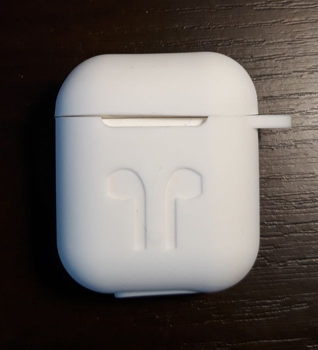 Силиконовый чехол кейс для наушников типа AirPods