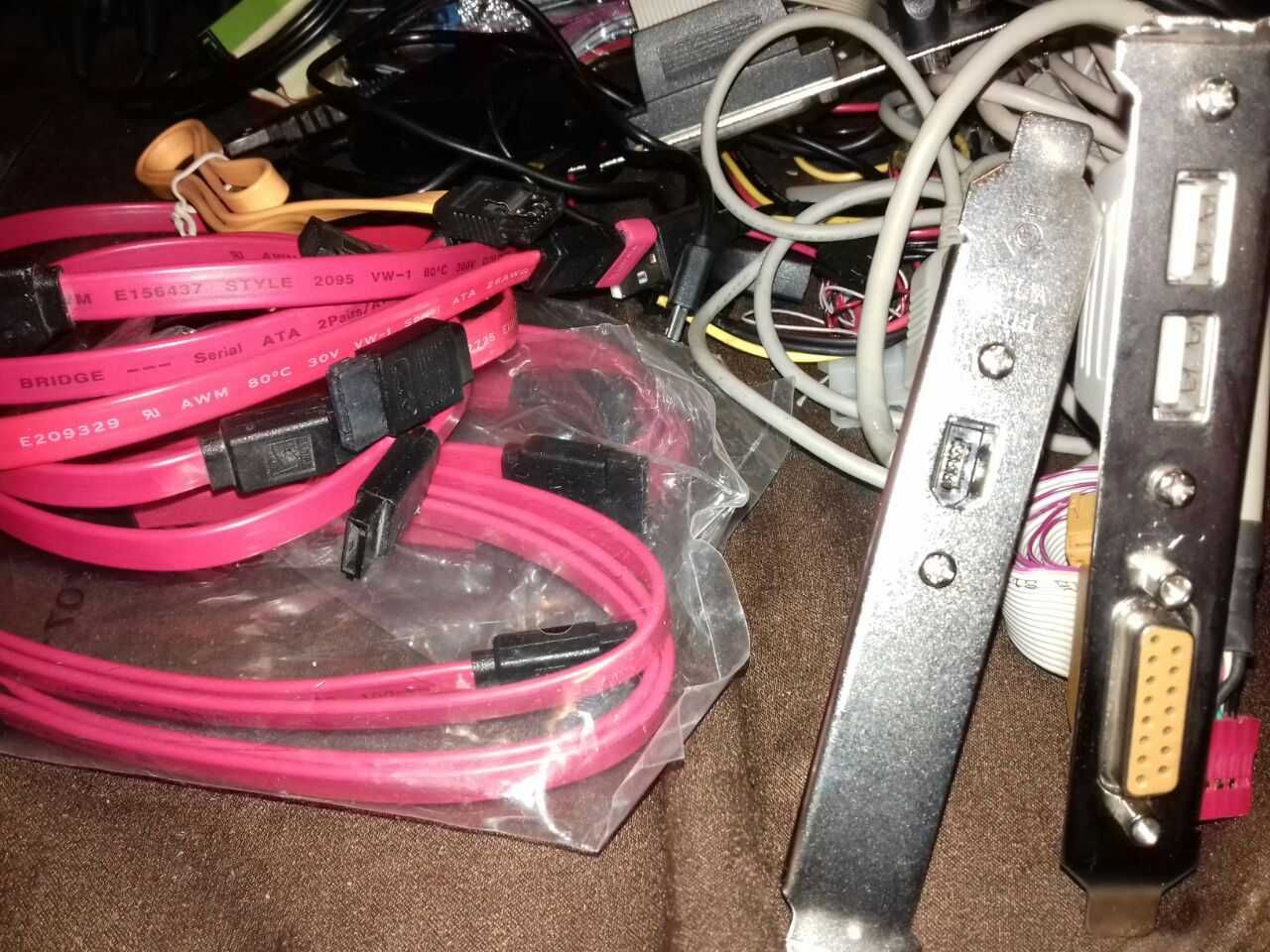 Кабеля, шнури, переходники PS2