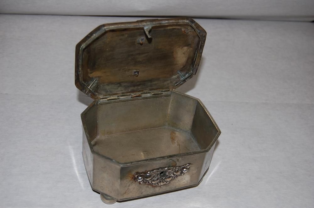 Cukiernica Polska sygnowana