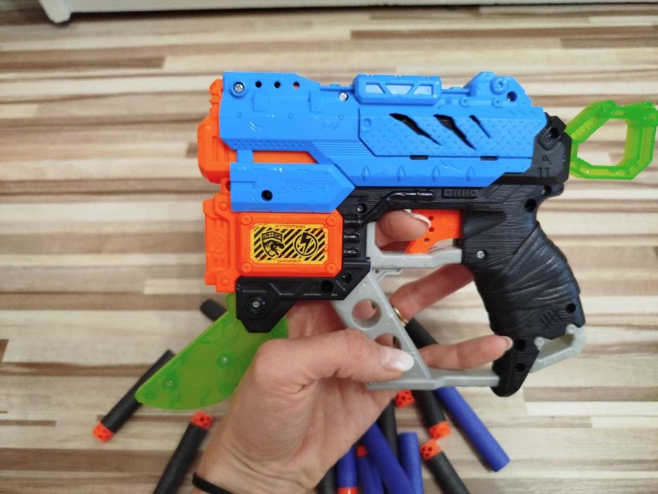 xSHOT pistolet na strzałki piankowe