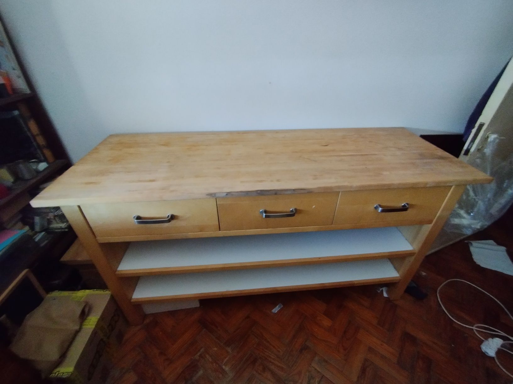 Cómoda/Sideboard Värde - IKEA Descontinuado