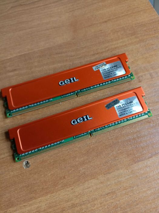 Pamięć RAM Geil 2x1GB PC2-6400 DDR2 - SPRAWNA