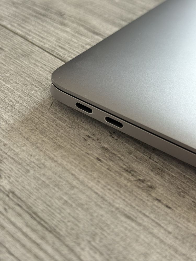 Apple MacBook Pro 13 2017, intel core i5