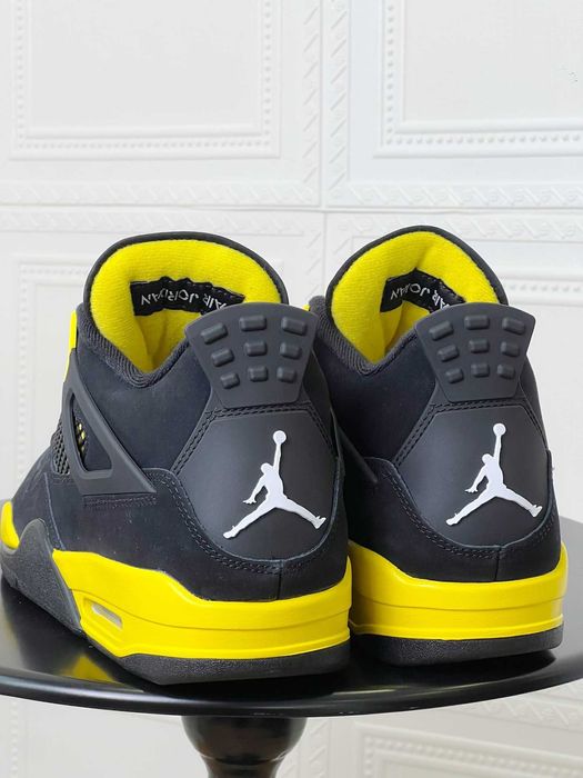 Buty Trampki Jordan 4 Retro Thunder_R.40