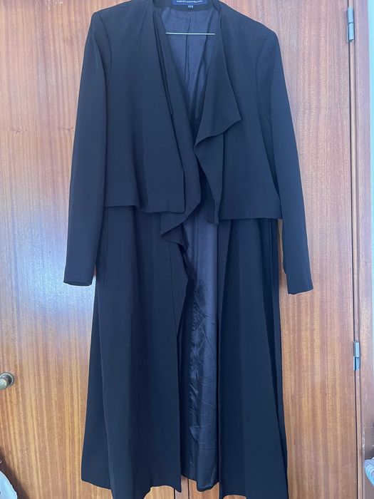 casaco preto comprido