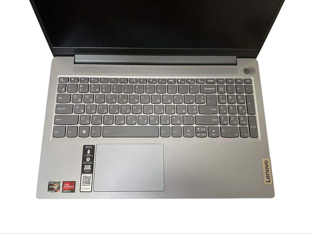 Lenovo Ideapad Ryzen 7520U 4ядра/8gb DDR5/256gb ssd/15’6 Full HD