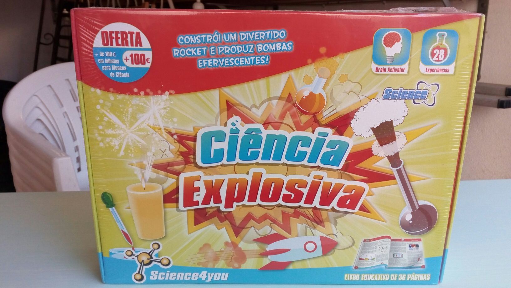 Ciência Explosiva da Science for You. Novo.