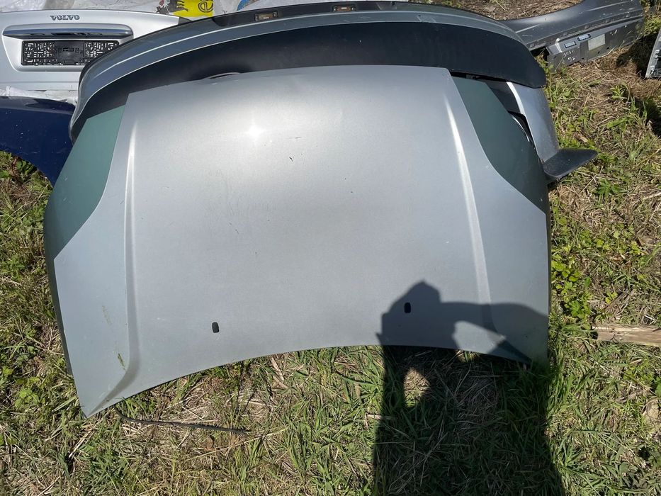 FORD FIESTA MK6 2004R MASKA POKRYWA SILNIKA SREBRNA