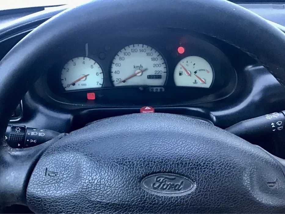 Ford Escort Station - 1600cc - 1996 - IUC e Seguro, sem inspeção
