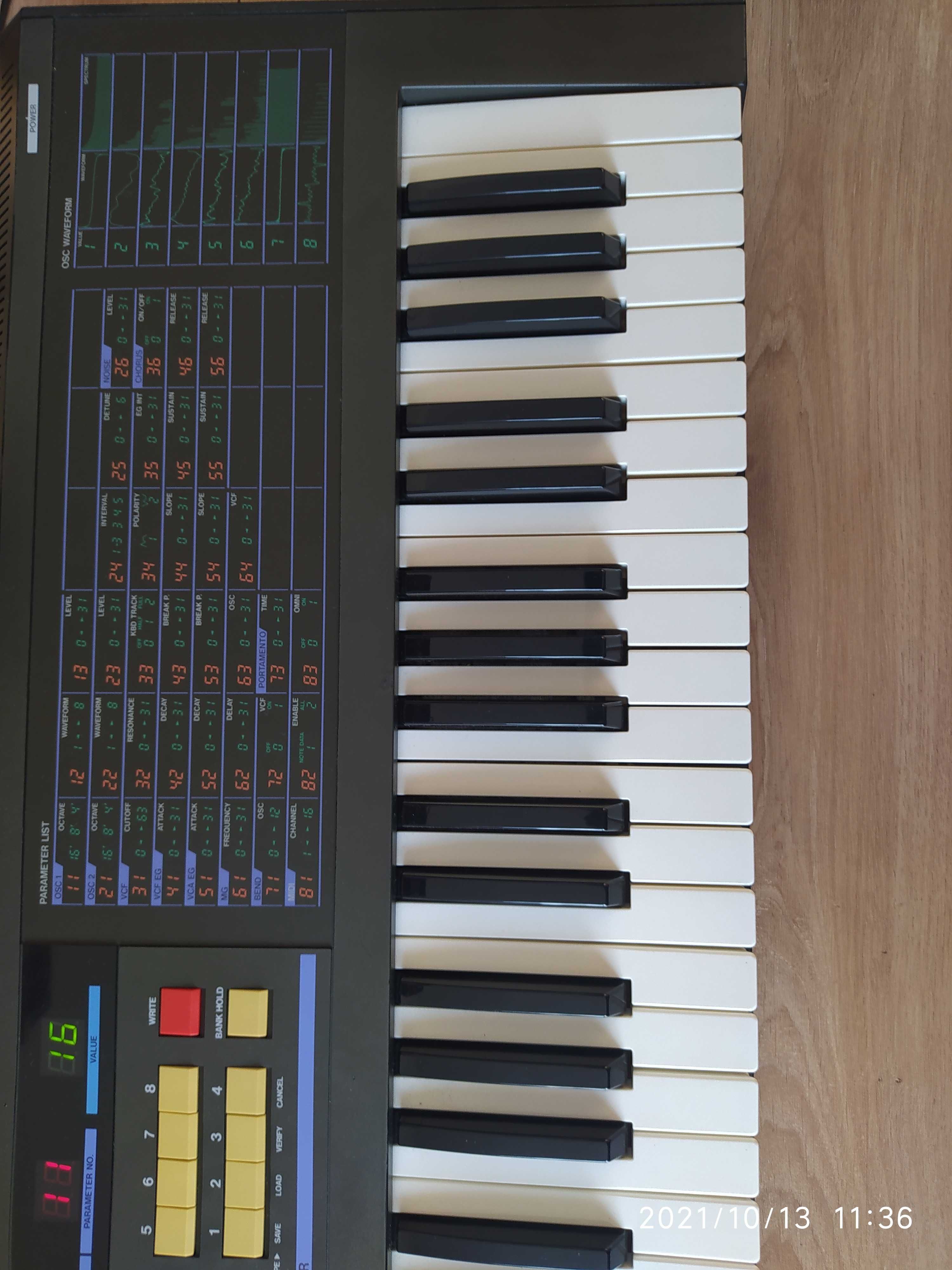 Syntezator KORG DW 6000