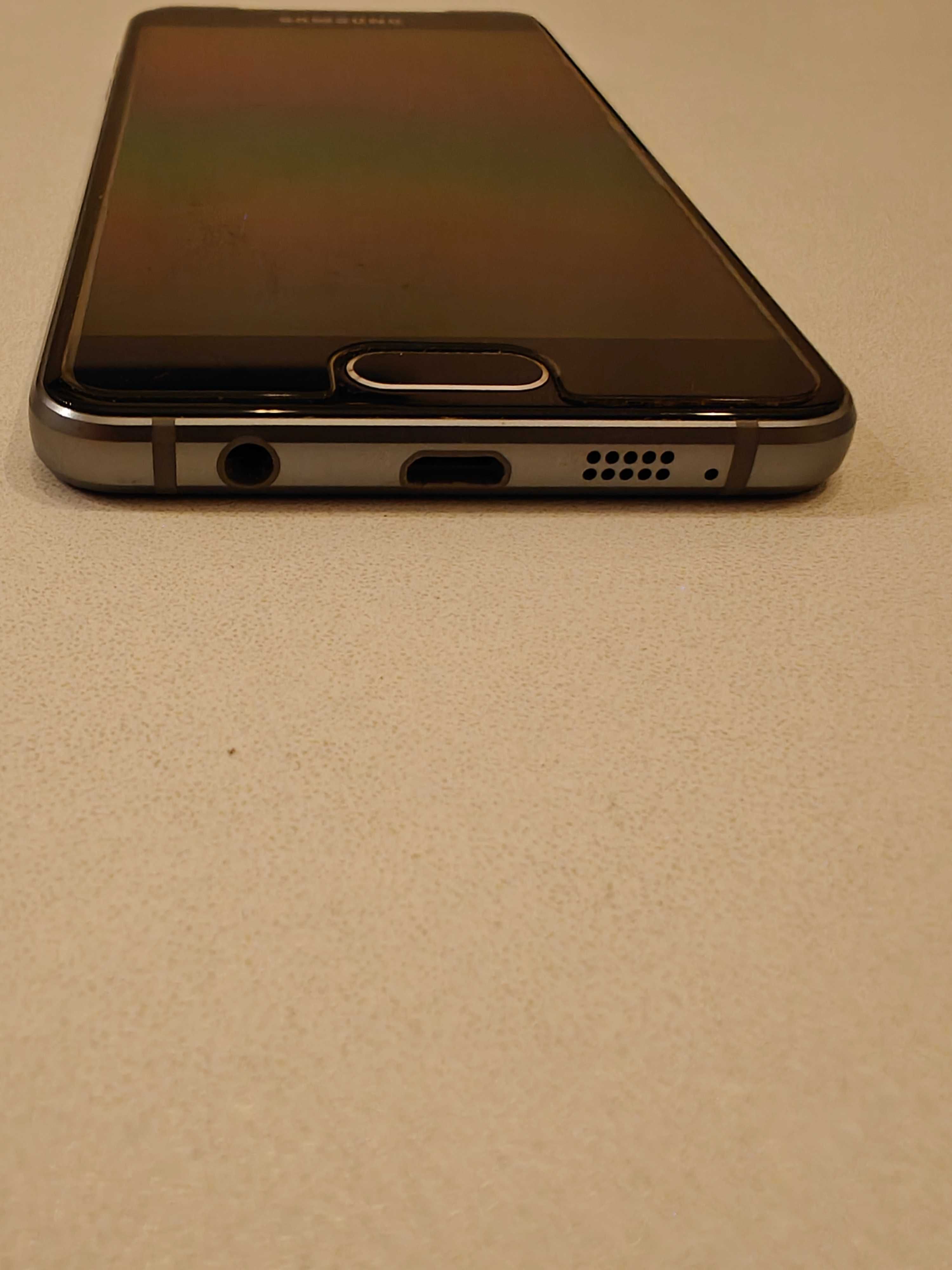 Smartfon Samsung Galaxy A3 2016 bez simlocka