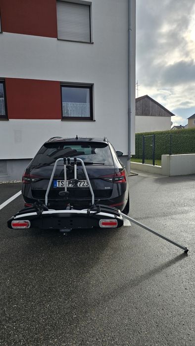 Thule Euroclassic 929 LED + nowy adapter 9281+najazd+osłony wydech 3+1