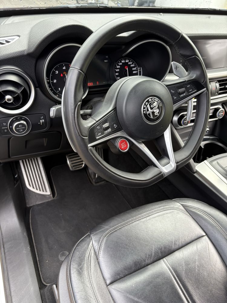 Alfa Romeo Stelvio Q4 2.2 D 210 cv