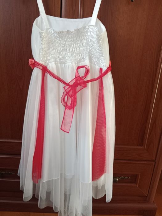 Suknia wizytowa biało czerwona