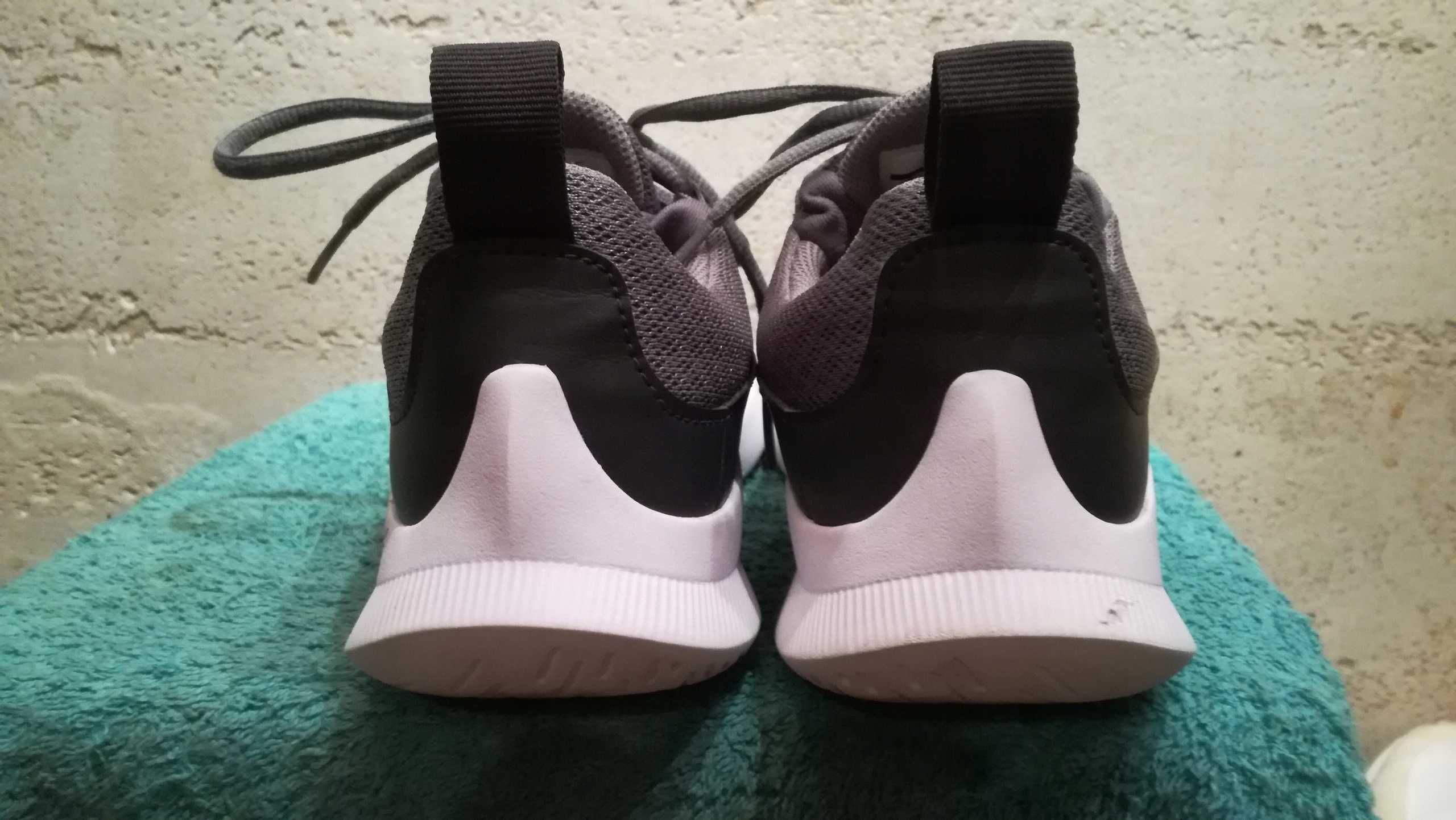 Buty do biegania NIKE VIELE r.37,5 stan bardzo dobry