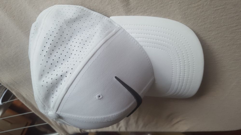 Nike classic 99 golf hat