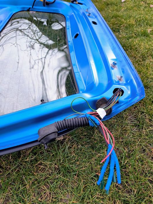 Klapa bagażnika tył, światło stop, wycieraczka, szyba Nissan Micra K13