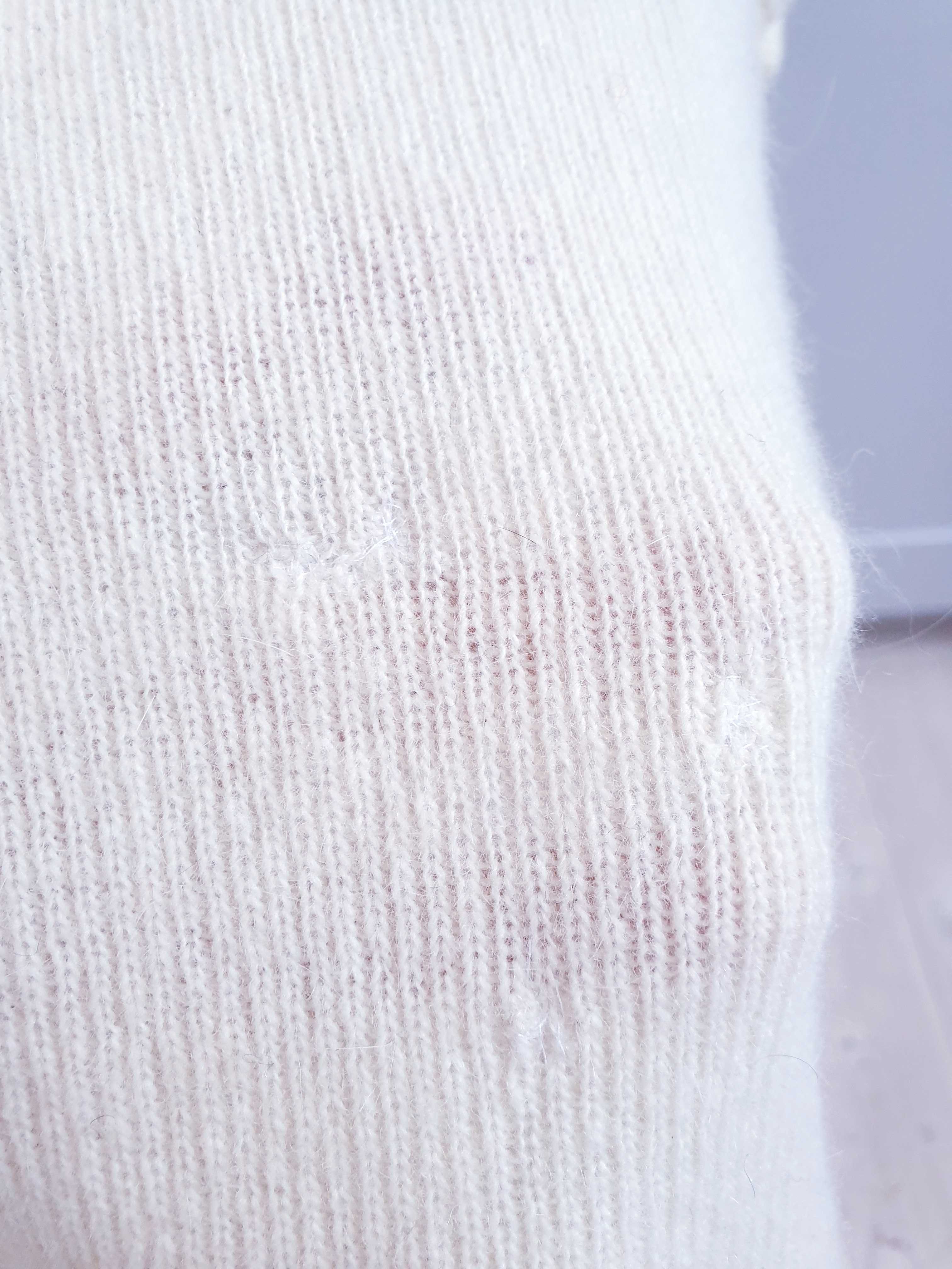 Biały kremowy szal szalik wełniany z falbankami merino H&M