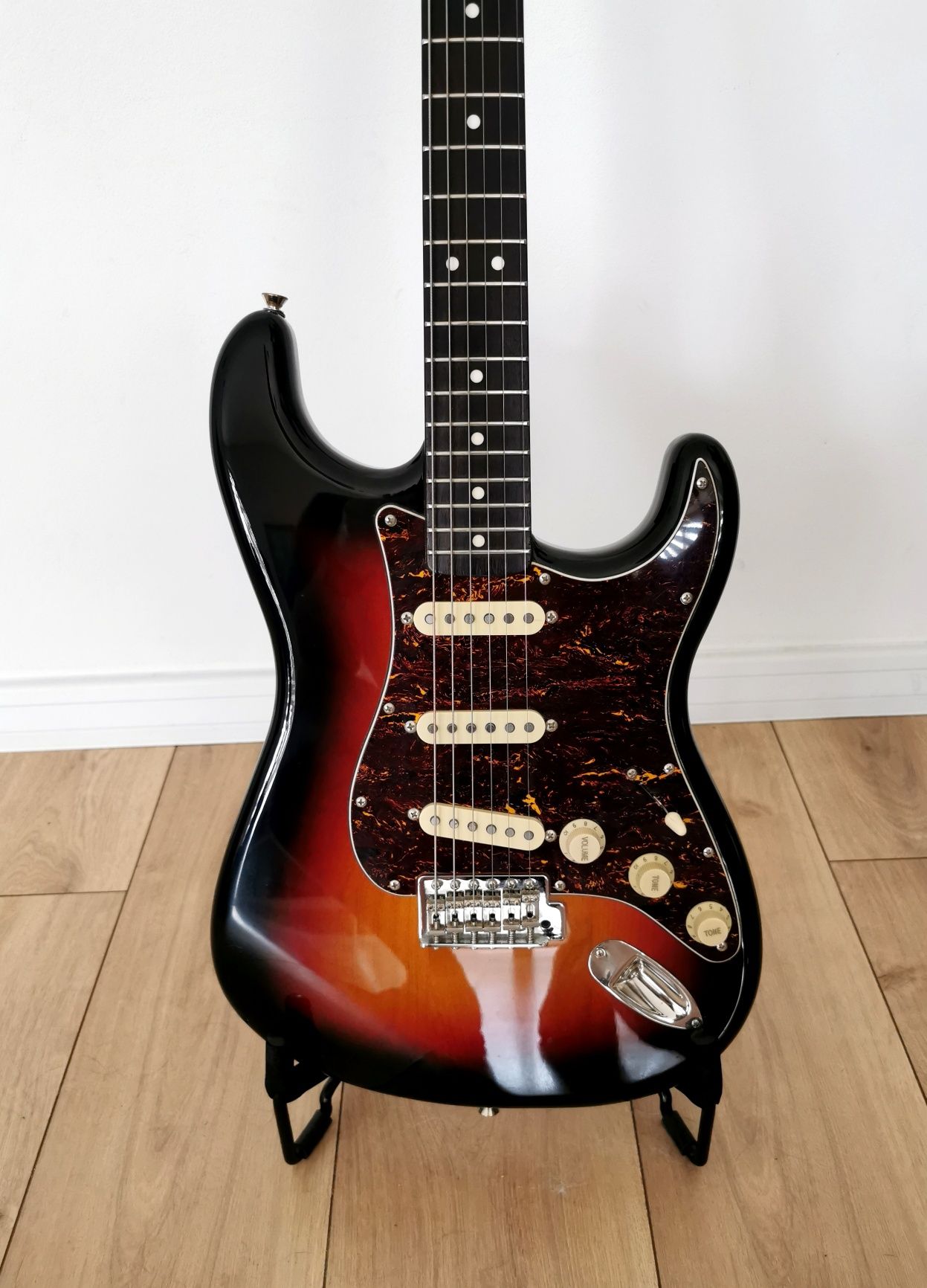 Gitara elektryczna Squier classic vibe 60s. Stratocaster China.